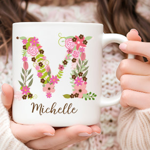 Personalisierter Monogramm floraler Letter Kaffeetasse