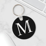 Personalisierter Monogramm- und Name-Schlüsselanhä Schlüsselanhänger<br><div class="desc">Personalisiert Monogram und Name Gift bieten personalisierte Monogramm und Namen im klassischen Serif-Schriftart-Stil. Perfekt als väterliche Tagesgeschenke für Papa,  Geschenke für Trauzeuge und für alle besondere Anlass.</div>