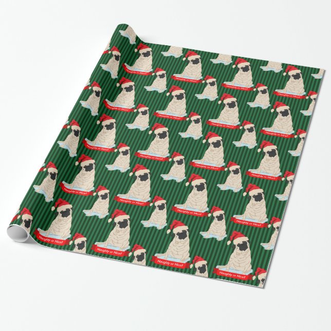 Personalisierter Mops Naughty Nice Weihnachtsmannm Geschenkpapier (Ungerollt)