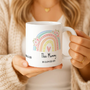 Personalisierter Mutter-Regenbogen- & Blumennamens Zweifarbige Tasse