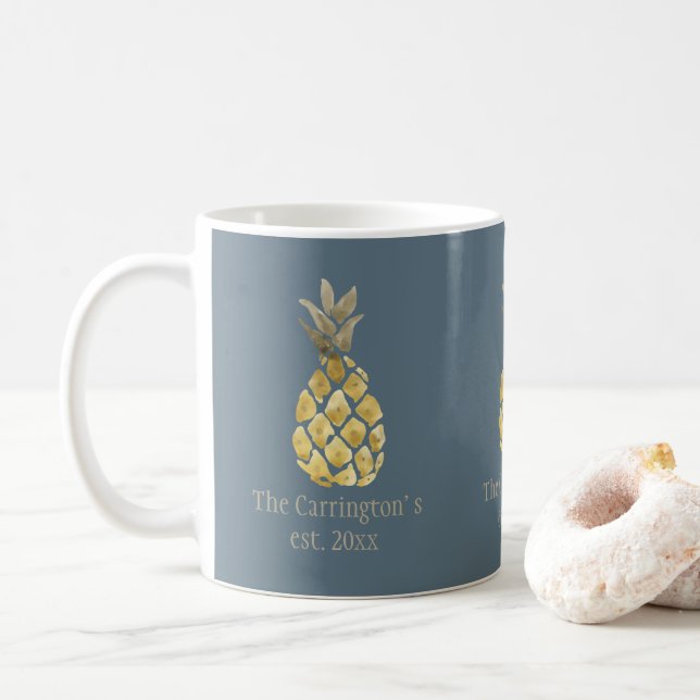 Personalisierter Name Ananas Rustikales Blau Kaffeetasse (Mit Donut)