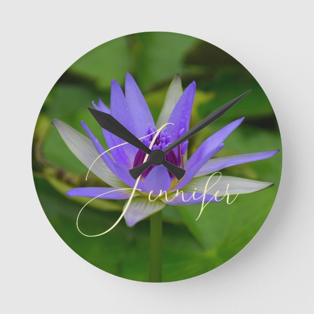 Personalisierter Name auf der Lippenmauer Runde Wanduhr (Vorderseite)