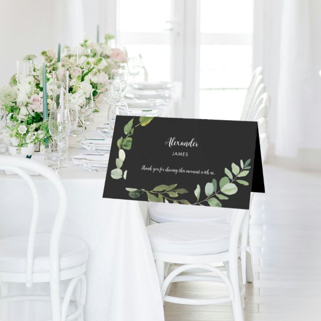 Personalisierter Name Black Wedage Foliage Platzkarte (Von Creator hochgeladen)
