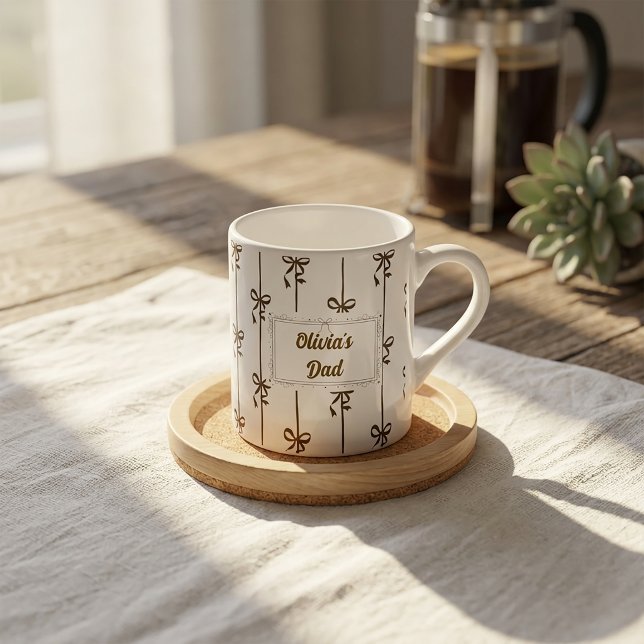 Personalisierter Name Bow Stripe Becher Geschenk f Kaffeetasse (Von Creator hochgeladen)