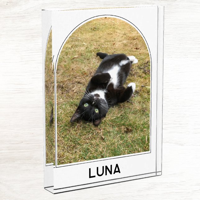 Personalisierter Name des Hauses Moderner Pfeil Fotoblock (Modern arch photo block with personalized custom name text, ideal for family or pet photos)
