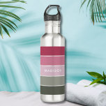 Personalisierter Name des modernen grünen rosa Far Edelstahlflasche<br><div class="desc">Der moderne rosa grüne Farbblock Personalisiert Name Edelstahl Wasserflasche hat ein farbenfrohes und modernes Design in einem Farbblockmuster in Rosa Grün Farbtönen mit Ihrem personalisierten Namen. Perfekt als Geschenk für Weihnachten,  Geburtstag,  Feiertage,  Schule,  Uni,  Team Gebäude und mehr. Entworfen von © Evco Studio www.zazzle.com/store/evcostudio</div>