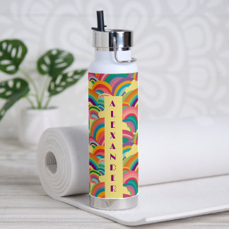 Personalisierter Name des Retro-Regenbogenmusters Trinkflasche