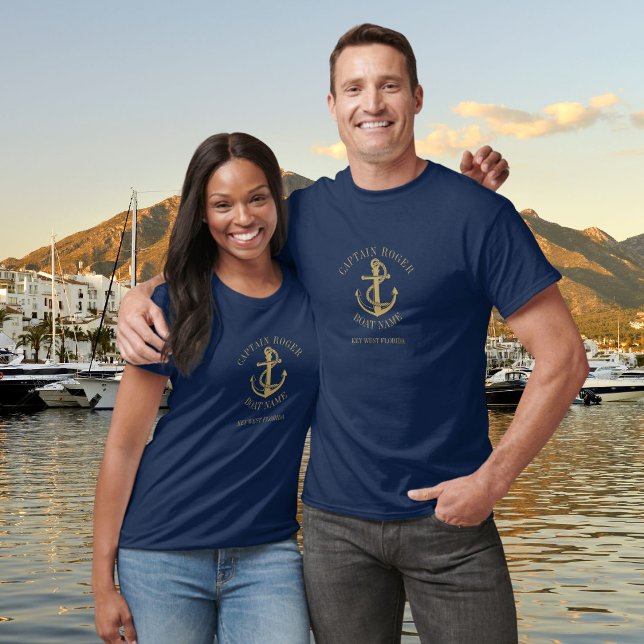 Personalisierter Name des Schiffes Nautical Gold T-Shirt (Personalized Captain Nautical Gold Boat Name T-Shirt)