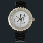 Personalisierter Name des Schwarzen Anfangsskripts Armbanduhr<br><div class="desc">Ein elegantes,  modernes personalisiertes Monogramm mit einem schwarzen Initial- und Skriptnamen. Eine elegante Uhr für sie: Ehefrau,  Tochter oder Enkelin.</div>