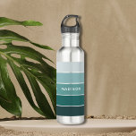 Personalisierter Name des Waldnebels Edelstahlflasche<br><div class="desc">Dieses farbenprächtige und moderne Design weist ein Farbblockmuster in grünen Farbtönen auf,  mit Ihrem personalisierten Namen #waterbottles #Trinkbehälter #personalized gifts</div>