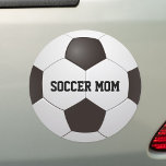 Personalisierter Name Fußball-Mama Auto Magnet<br><div class="desc">Autoaufkleber-Magnet der Fußball-Mutter,  der mit Namen personalisiert werden kann. Entwickelt von Thisisnotme©</div>