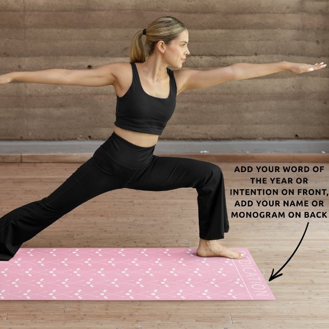 Personalisierter Name Golfschläger Muster Rosa Yogamatte (Clean pink + white golf pattern for modern athletes.)