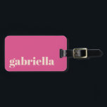 Personalisierter Name: Hot Pink Bold Typografy Gepäckanhänger<br><div class="desc">Fett moderne Typografie Personalisierter Name Gepäckanhänger in heißrosa</div>