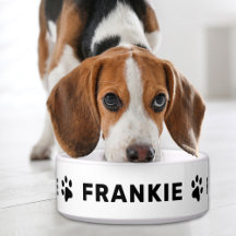 Personalisierter Name mit schwarzen Paw-Druckern