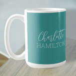 Personalisierter Name Modern einfach Kaffeetasse<br><div class="desc">Personalisiert Name Modern Einfache Tasse von Ricaso - einfach Ihren eigenen Vor- und Nachnamen zu dieser klassischen Kaffeekocher-Tasse hinzufügen.</div>