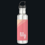 Personalisierter Name Pastell Rainbow Custom Gift Edelstahlflasche<br><div class="desc">Dieser personalisierte Name,  die pastellfarbene Regenbogenflasche in lebhaften Pastellfarben Orange,  Grün,  Blau und Rosa trägt den Namen Ihrer Wahl. Macht ein wunderbares Geschenk für Brautmädchen,  Geburtstage,  Muttertag,  Abschluss und vieles mehr.</div>