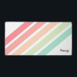 Personalisierter Name Rainbow Custom Personalisier Schreibtischunterlage<br><div class="desc">Maßgeschneidert für Sie! Diese personalisierte Schreibtischmatte mit dem Regenbogen hat ein Retro-Gefühl in Weiß,  Rosa,  Orange,  Grün und aquamarin. Personalisieren Sie Ihre Auswahl mit dem Namen Ihrer Wahl. Macht ein wunderbares Geschenk für die Ferien,  Geburtstage und mehr. Teil einer Sammlung von Parcel Studios.</div>
