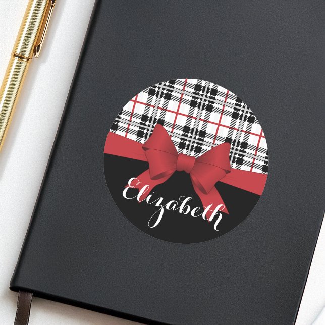 Personalisierter Name Red Ribbon und Tartan Karier Runder Aufkleber (Von Creator hochgeladen)