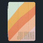 Personalisierter Name Retro Bright Pastell Summer iPad Pro Cover<br><div class="desc">Dieses personalisierte iPad Gehäuse zeichnet sich durch ein modernes, diagonales Farbengebälk in sanften Pastelltönen aus Minze, Pfirsich und Korallen aus. Eine mutige, vertikale Namensanpassung fügt eine stilvolle persönliche Touch hinzu, die sich ideal für Studierende, Kreative oder alle will, ihre Technik auf unterhaltsame, auffällige Weise zu tragen. Entwickelt für alltägliche Funktionalität...</div>