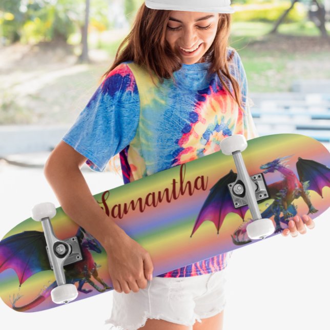 Personalisierter Name von Rainbow Dragon Skateboard (Von Creator hochgeladen)