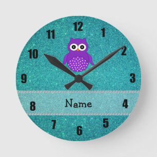 Personalisierter Namenseulentürkis-Glitter Runde Wanduhr