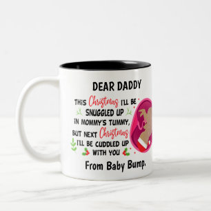 Personalisierter Papa, der vor Weihnachten vor dem Zweifarbige Tasse