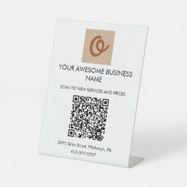 Personalisierter QR-Code und Logo-Tabellensignatur Sockelschild