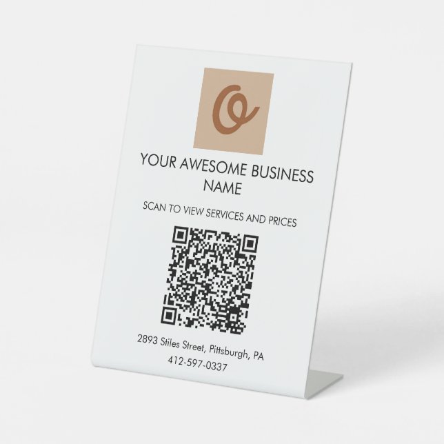 Personalisierter QR-Code und Logo-Tabellensignatur Sockelschild (Vorderseite)