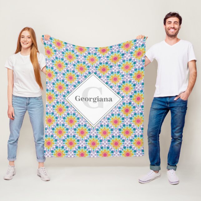 Personalisierter Regenbogen Blumen Fossilienmuseum Fleecedecke (Beispiel)