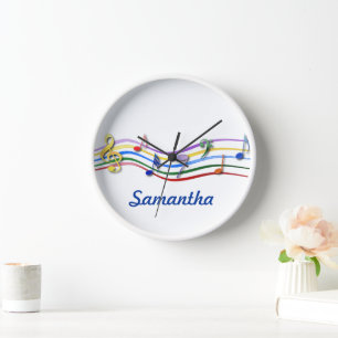 Personalisierter Regenbogen farbiger Musiknoten Wanduhr