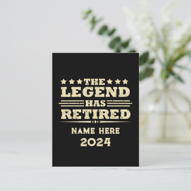 Personalisierter Ruhestand Die Legende ist in Rent Postkarte (Stehend Vorderseite)