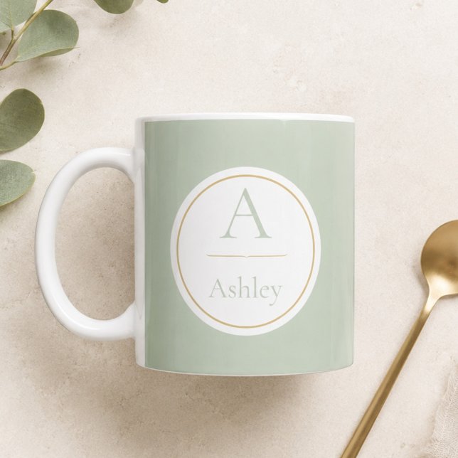 Personalisierter Salbeigrüner Monogramm-Name Elega Kaffeetasse (Von Creator hochgeladen)