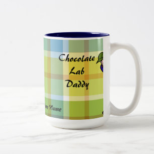 Personalisierter Schokoladen-Labrador-Vati kariert Zweifarbige Tasse