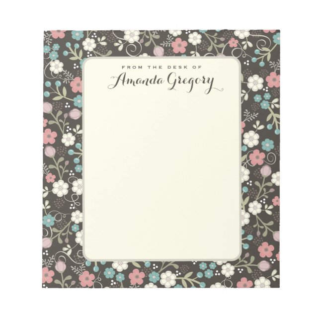 Personalisierter Schreibtisch mit floraler Whimsy- Notizblock (Vorderseite)