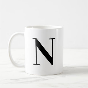 Personalisierter schwarzer Monogramm-Buchstabe N Kaffeetasse