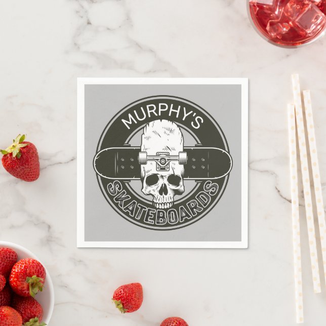 Personalisierter Skater NAME Skull Skateboarding S Serviette (Beispiel)