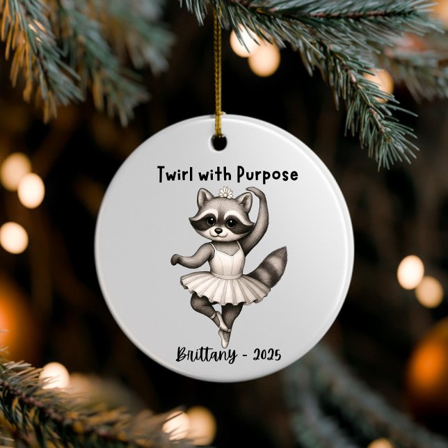 Personalisierter Tanz Raccoon Ornament, Ballettges Keramik Ornament (Von Creator hochgeladen)