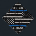 Personalisierter Thin Blue Line Polizeihund Halstuch<br><div class="desc">Thin Blue Line Bandana - Amerikanische Flagge in der Polizei Flag Farben, bedrücktes Design. Personalisieren Sie sich mit dem Namen des Polizeihundes. Dieser personalisierte Polizeihund Bandana ist perfekt für Polizei- und Strafverfolgungsfamilien und alle, die sie unterstützen. COPYRIGHT © 2020 Judy Burrows, Black Hund Art - Alle Rechte vorbehalten. Personalisiert Thin...</div>