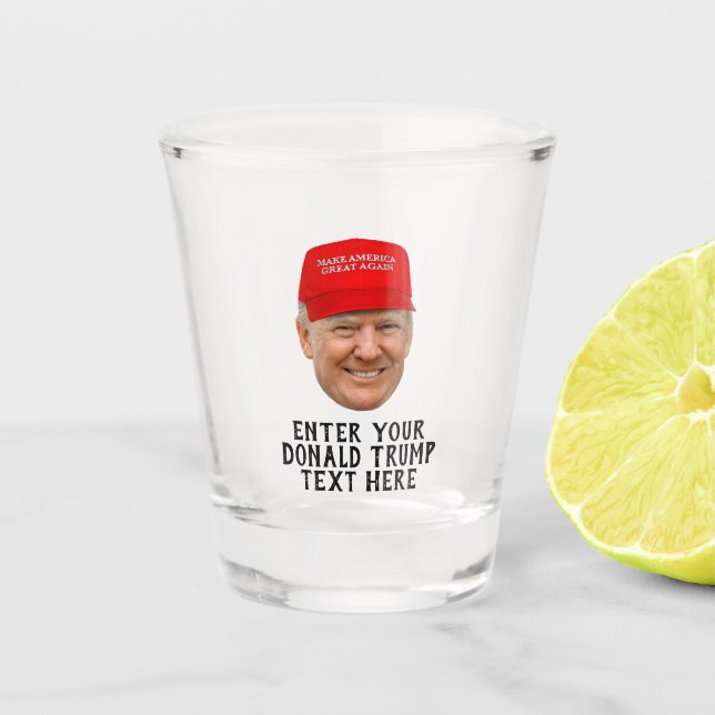 PERSONALISIERTER TRUMP-MAGA SCHNAPSGLAS (Vorderseite)