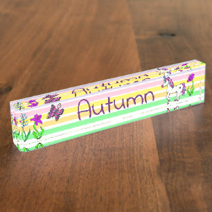 Personalisierter Unicorn, Schmetterling und Blumen Namensplakette
