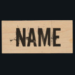 Personalisierter USB-Stick | Vintager Stil Holz USB Stick<br><div class="desc">Personalisierter USB-Stick | Vintager Stil Vintage Holzdesign Pendelstock. Individuelle Name oder Monogramm. Persönliche Geschenkideen für ihn oder sie.</div>