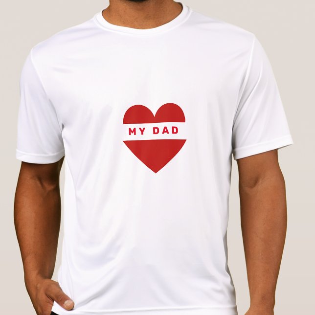 Personalisierter Vater-Text in Herzhemden T-Shirt (Von Creator hochgeladen)