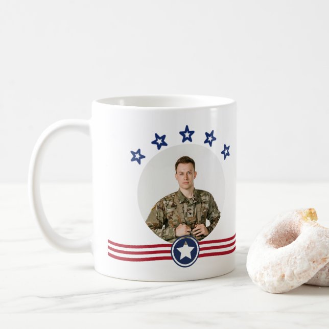Personalisierter Veteranen Tag Tasse Individuelle  (Mit Donut)