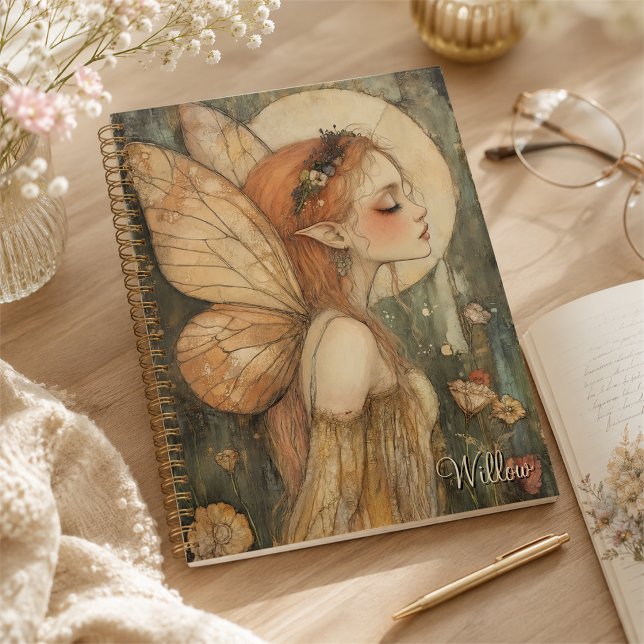 Personalisierter Vintage-Fee mit Blumenkrone Planer (Von Creator hochgeladen)
