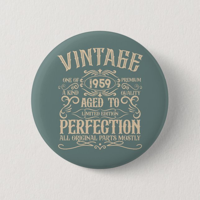 Personalisierter Vintager 65. Geburtstag Whiskey T Button (Vorderseite)