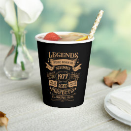 Personalisierter Vintager Geburtstag Whiskey Thema Pappbecher