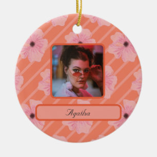 Personalisierter Weihnachtsschmuck mit rosa Blumen