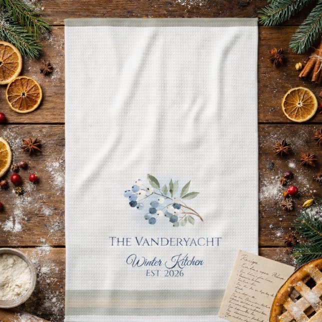 Personalisierter Winter – Blaue Beeren-Botanik Geschirrtuch (Von Creator hochgeladen)