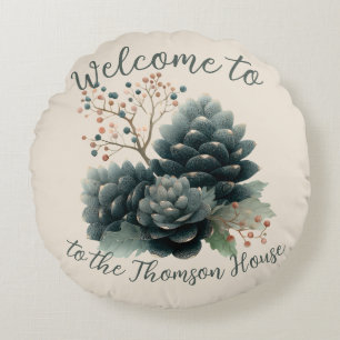 Personalisierter Winter Pinecone Familiendesign Rundes Kissen