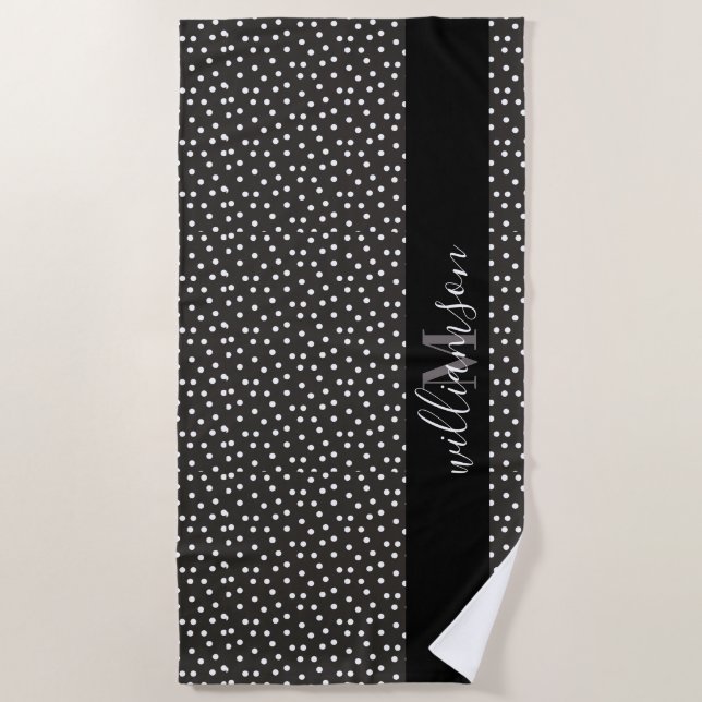 Personalisiertes B&W Polka Dot Beach Handtuch (Vorderseite)